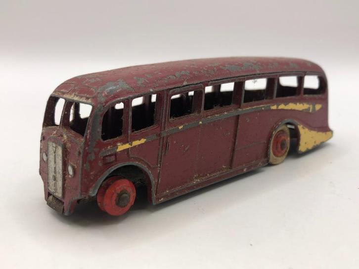 Dinky Toys 281 Luxury Coach rood+cream -bandjes SLECHT- M7, Hobby en Vrije tijd, Modelauto's | 1:43, Gebruikt, Auto, Dinky Toys
