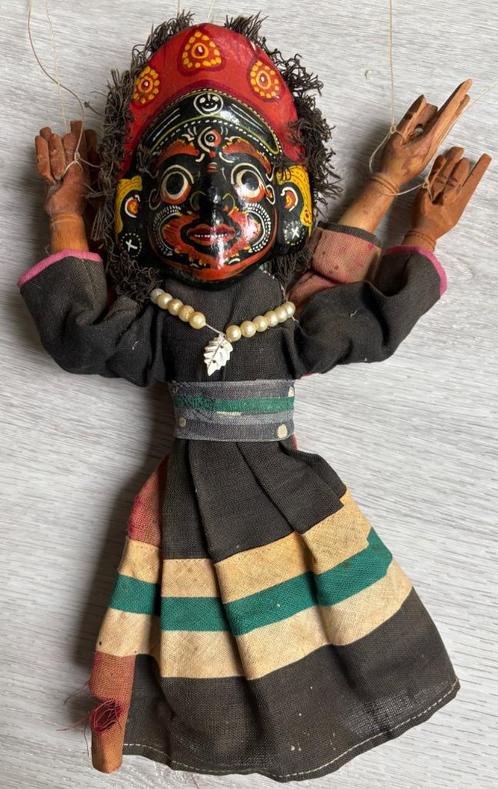 Vintage dubbelzijdige marionet uit Nepal, Antiek en Kunst, Kunst | Niet-Westerse kunst, Ophalen of Verzenden