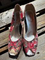 Damesschoenen met rose sleehak, merk Cristian Firenze, Ophalen of Verzenden, Gedragen, Roze