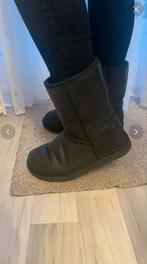 Ugg Klassieke Korte Leren Laarzen - Zwart Dames, Kleding | Dames, Schoenen, Ophalen of Verzenden, Gedragen, Zwart, Lage of Enkellaarzen