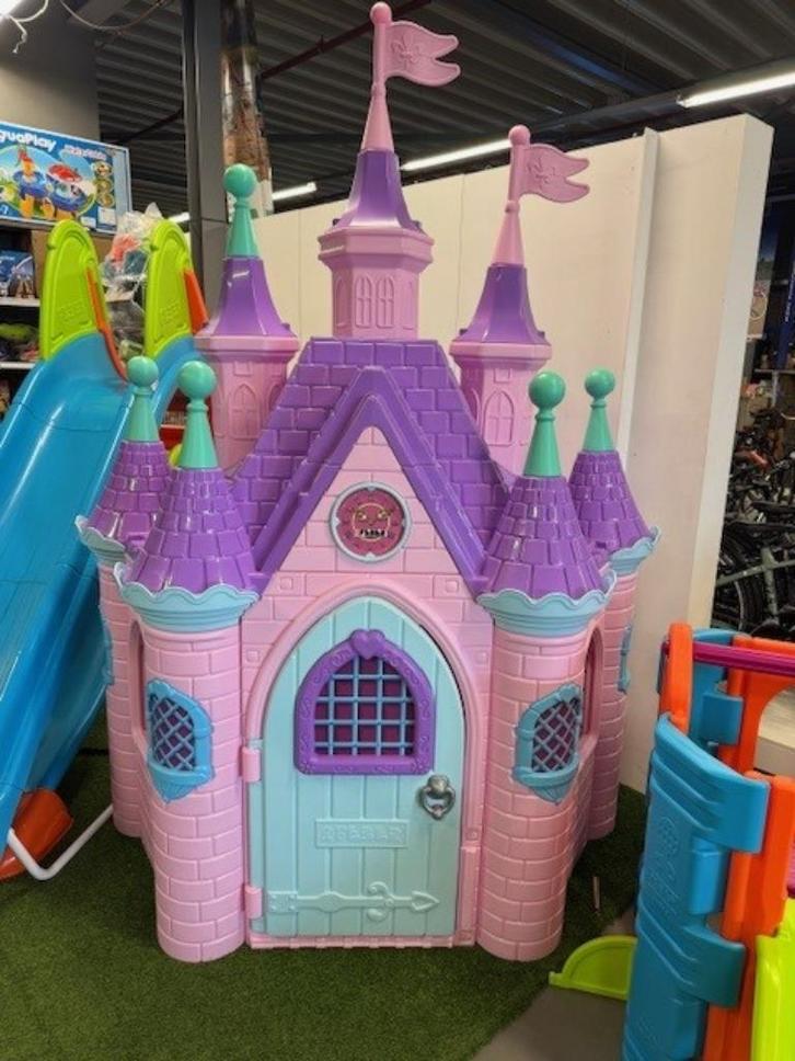 Feber Super Palace speelhuis nieuw uit voorraad nu €529, Kinderen en Baby's, Speelgoed | Buiten | Los speelgoed, Nieuw, Ophalen of Verzenden