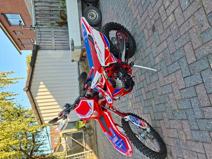 Beta 350rr factory, Fietsen en Brommers, Brommers | Crossbrommers, Zo goed als nieuw, Overige merken, Ophalen