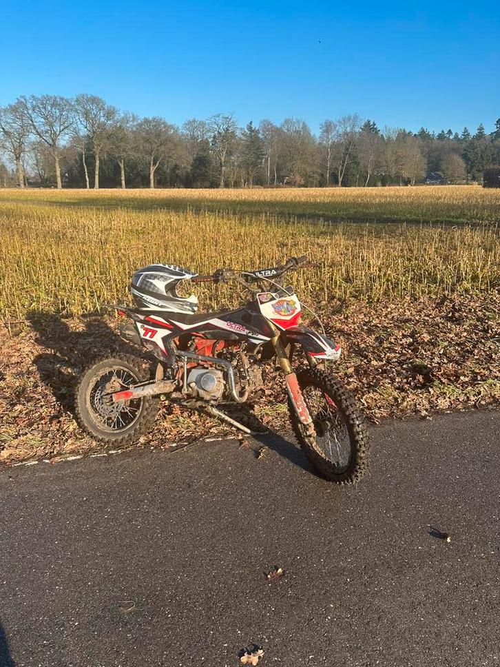 Mooie crossmotor / pitbike 125cc, Fietsen en Brommers, Minibikes, Midibikes en Pitbikes, Zo goed als nieuw, Ophalen