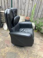 Een skai-leren zogenaamde "luie stoel"!, Huis en Inrichting, Stoelen, Ophalen, Gebruikt, Zwart, Metaal