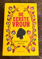 Jennifer Nansubuga Makumbi - De eerste vrouw, Ophalen of Verzenden, Zo goed als nieuw, Jennifer Nansubuga Makumbi, Nederland