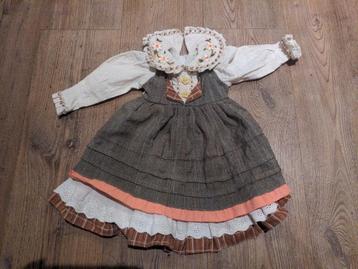 Antieke poppenjurk 42 cm lang beschikbaar voor biedingen