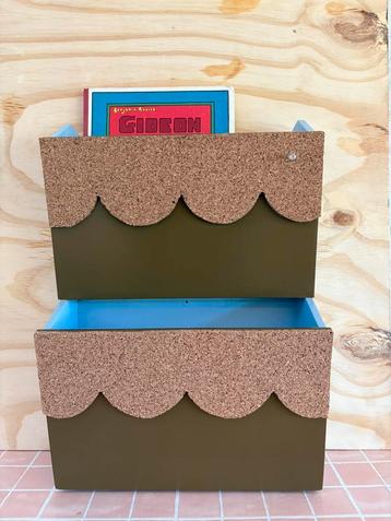 Boekenkastje met prikboard - groen/blauw - B36 x H48