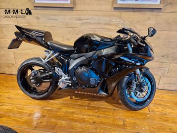 HONDA CBR 1000 RR FIREBLADE (bj 2006) 35,878 km beschikbaar voor biedingen