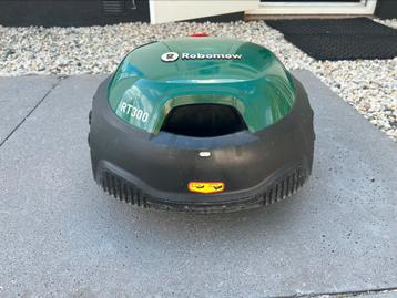 Robomow RT 300robotmaaier beschikbaar voor biedingen