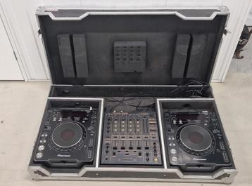 Pioneer DJ-Set - DJM-600 + 2x CDJ-1000 MK2 + Flightcase  beschikbaar voor biedingen