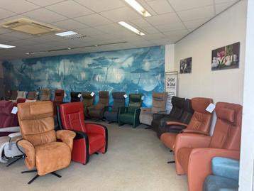 Meubelzorg fitform prominent sta op stoel relax fauteuils beschikbaar voor biedingen