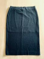 Zwarte rok, Marccain, over de knie, elastisch, N4, 38-40, Maat 38/40 (M), Zwart, Ophalen of Verzenden, Gedragen