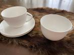 NIEUW 2 kop en schotels wit van SMAAK, Huis en Inrichting, Ophalen of Verzenden, Nieuw