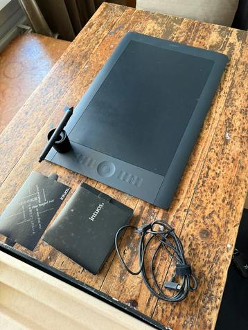 Wacom Intuos 5 Large tekentablet beschikbaar voor biedingen