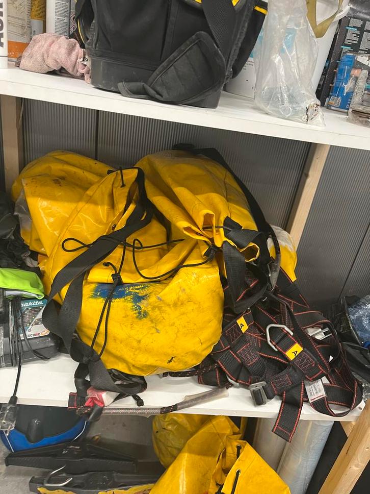 Valbeveiliging te koop, Doe-het-zelf en Verbouw, Veiligheidskleding, Ophalen