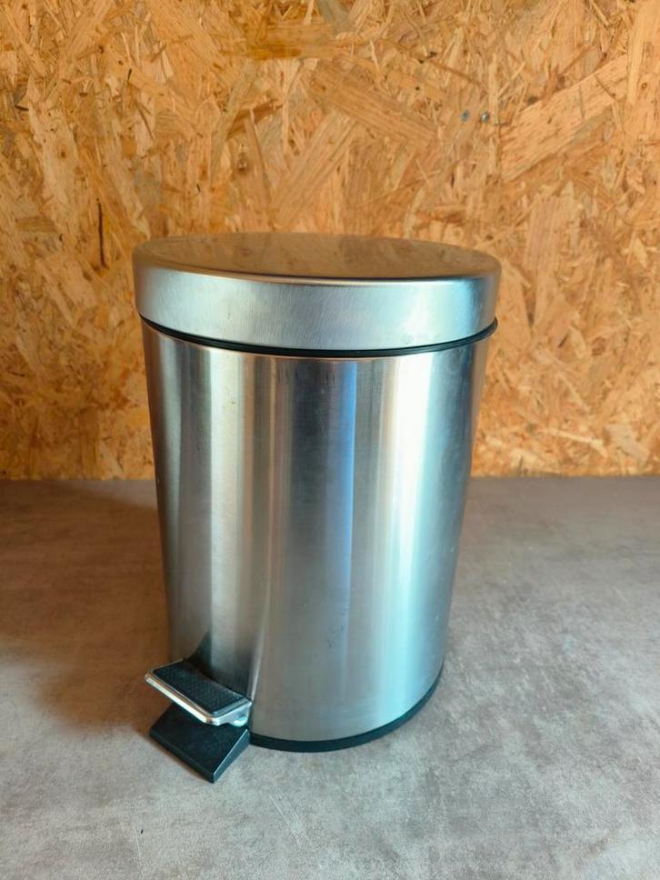 RVS Afvalemmer met Pedaal - 20 Liter, Huis en Inrichting, Woonaccessoires | Prullenbakken, Gebruikt, Rvs, 50 tot 75 cm, 10 tot 20 liter