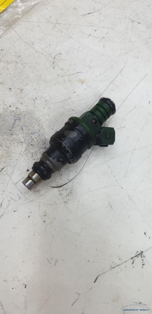 Benzine injector VW Golf II GTI 0280150905 origineel gebruik, Auto-onderdelen, Brandstofsystemen, Volkswagen, Gebruikt, Ophalen of Verzenden