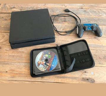 PS4 Slim 500GB + Controller + Games beschikbaar voor biedingen