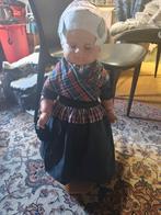 Antieke vintage pop met voet, Ophalen