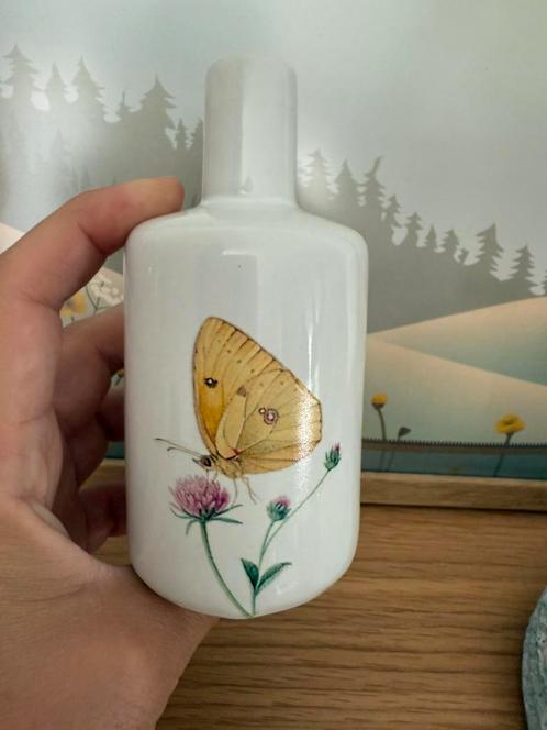 Vintage schattig vaasje klaver citroentje vlinder, Antiek en Kunst, Antiek | Vazen, Ophalen of Verzenden
