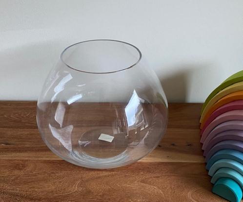 Mooie glazen vaas/ windlicht van dik glas, Huis en Inrichting, Woonaccessoires | Vazen, Zo goed als nieuw, Minder dan 50 cm, Glas