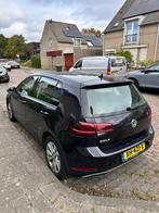 Volkswagen Golf 1.0 TSI AUTOMAAT NAP NL CARPLAY AD.CRU., Auto's, 1165 kg, Alcantara, Zwart, Origineel Nederlands