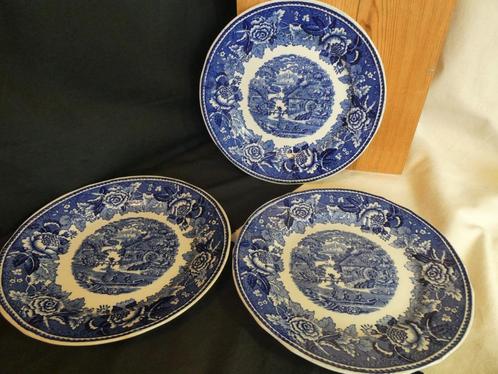 Arabia Finland porselein Suomi 3 platte borden, Huis en Inrichting, Keuken | Servies, Gebruikt, Bord(en), Overige stijlen, Porselein