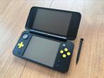 New Nintendo 2DS XL (Incl Oplader) Schermen Goede Staat!!!, Spelcomputers en Games, Ophalen of Verzenden, Zo goed als nieuw, 2DS