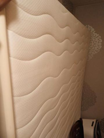 Matras - Zo goed als nieuw! beschikbaar voor biedingen