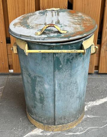 Zinken vuilnisemmer Rotterdam beschikbaar voor biedingen