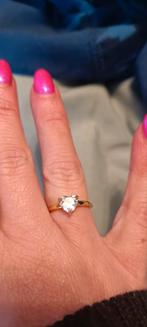Gave ring ( gekocht bij Lucardi), Sieraden, Tassen en Uiterlijk, Ringen, Ophalen of Verzenden, Dame, Zilver, Zilver
