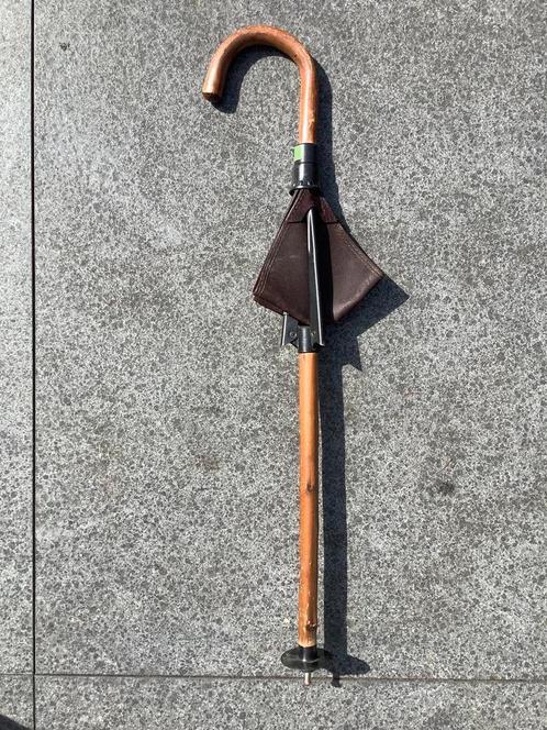 Zitstok / wandelstok met lederen stoeltje - Pirschsitz, Antiek en Kunst, Curiosa en Brocante, Ophalen