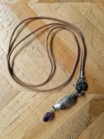 Pimps & Pearls ketting. Grijs/paars. Leren koord, Nijmegen, Verhip-vintage.nl, Nieuw, Ophalen of Verzenden