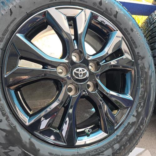 Origineel Toyota Yaris Cross winterset 205-65-16 95H TPMS, Auto-onderdelen, Banden en Velgen, Band(en), Winterbanden, 16 inch