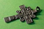 Crucifix - 16e/17e eeuw - Bodemvondst, Antiek en Kunst, Antiek | Religie, Verzenden