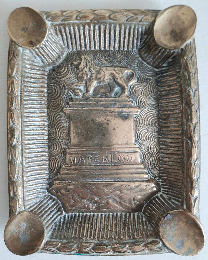 Antiek koperen asbak met leeuw waterloo, Verzamelen, Rookartikelen, Aanstekers en Luciferdoosjes, Gebruikt, Asbak, Ophalen of Verzenden