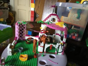 Lego Belville Paardenstal beschikbaar voor biedingen