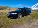 Volvo V70 2.4 D5 '07 6 speed bak, Auto's, Volvo, Voorwielaandrijving, 15 km/l, 1800 kg, Beige