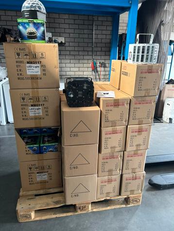 Pallet lichteffecten led lichteffecten ( pallet nr 1) beschikbaar voor biedingen