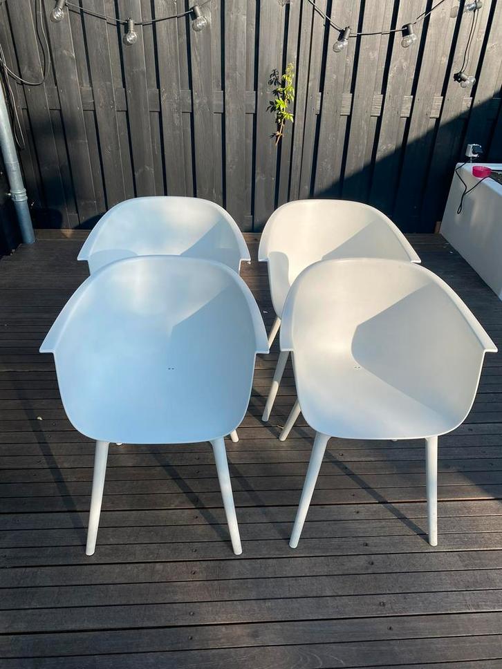 Zes witte kuipstoelen voor de tuin, Tuin en Terras, Tuinstoelen, Zo goed als nieuw, Kunststof, Ophalen