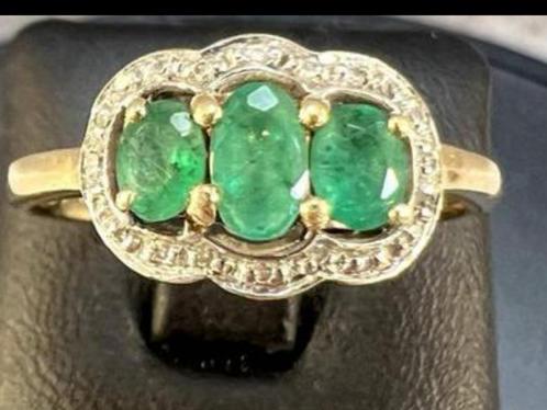 Geweldige vintage gouden ring Smaragden Briljante 9 k 375, Sieraden, Tassen en Uiterlijk, Ringen, Zo goed als nieuw, Dame, 18 tot 19