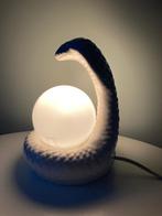 Vintage keramiek sculptuur tafellamp; cobra, Huis en Inrichting, Lampen | Tafellampen, Ophalen of Verzenden, Gebruikt, Glas, Minder dan 50 cm