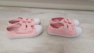 Schoenen meisjes  beschikbaar voor biedingen