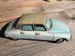 Citroën DS19 “Snoek” 1967 gemaakt van steen polystone 16 cm, Ophalen of Verzenden