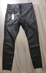 Nieuw: Zwarte Lederlook Broek Vero Moda Met Kaartjes Maat L, Kleding | Dames, Broeken en Pantalons, Nieuw, Lang, Maat 42/44 (L)