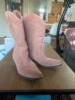 Suède cowboylaarzen, Kleding | Dames, Schoenen, Hoge laarzen, Verzenden, Zo goed als nieuw, Roze