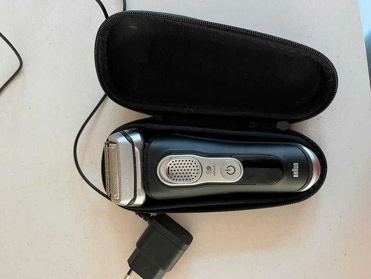 Braun Series 9 Scheerapparaat, Witgoed en Apparatuur, Persoonlijke-verzorgingsapparatuur, Gebruikt, Scheren en Epileren, Ophalen of Verzenden
