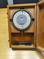 Etamic meetklok 2 micrometer nauwkeurig, 10 cm diameter, Doe-het-zelf en Verbouw, Meetapparatuur, Ophalen of Verzenden, Gebruikt