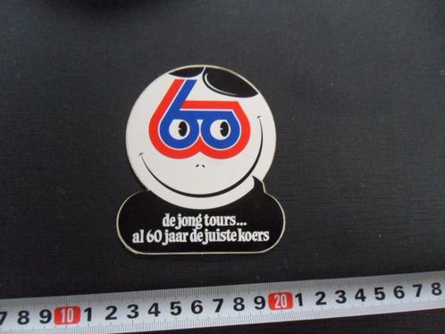 sticker de jong tours al 60 jaar de juiste koers, Verzamelen, Stickers, Zo goed als nieuw, Bedrijf of Vereniging, Ophalen