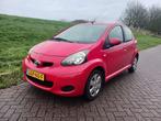 Toyota Aygo 1.0 12V Access, GGP-65-F, Auto's, Voorwielaandrijving, Euro 5, Gebruikt, 4 stoelen